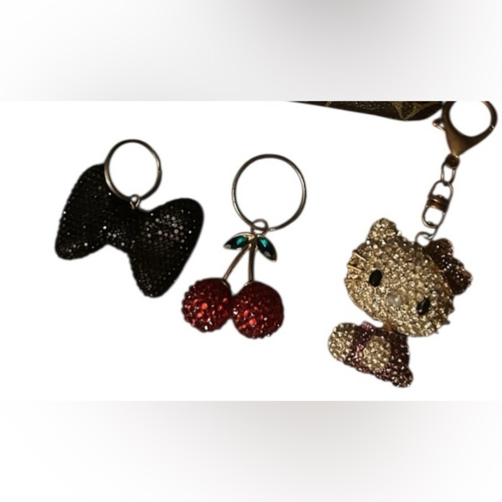 🏁Hello Kitty, Cherries,Bow Keychains